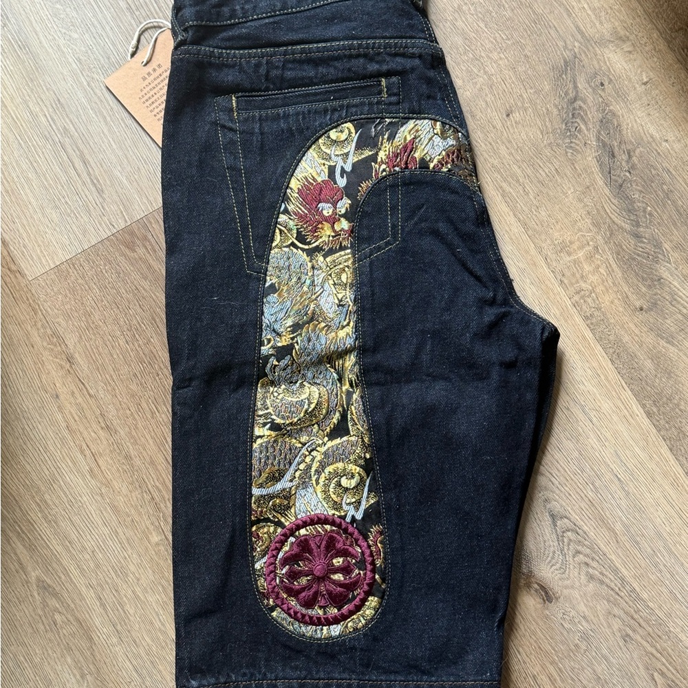 Embroidered denim evisu jeans vintage